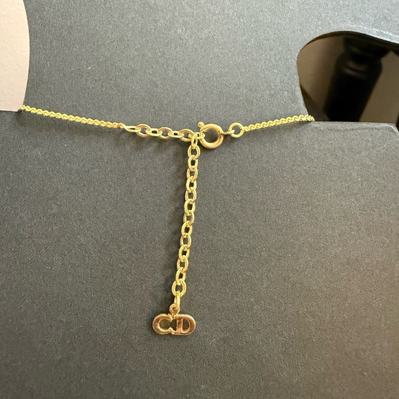 Christian Dior Necklace - Picture 4 of 9